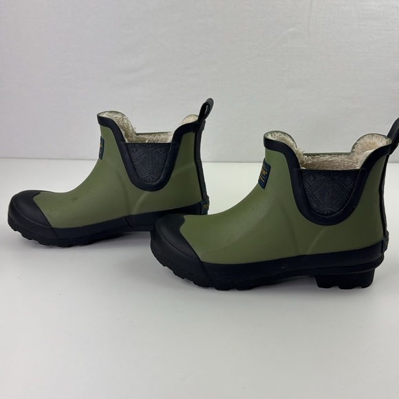 Pendleton Olive and Black Faux Fur Rain Rubber Ankle Boots - Picture 5 of 10